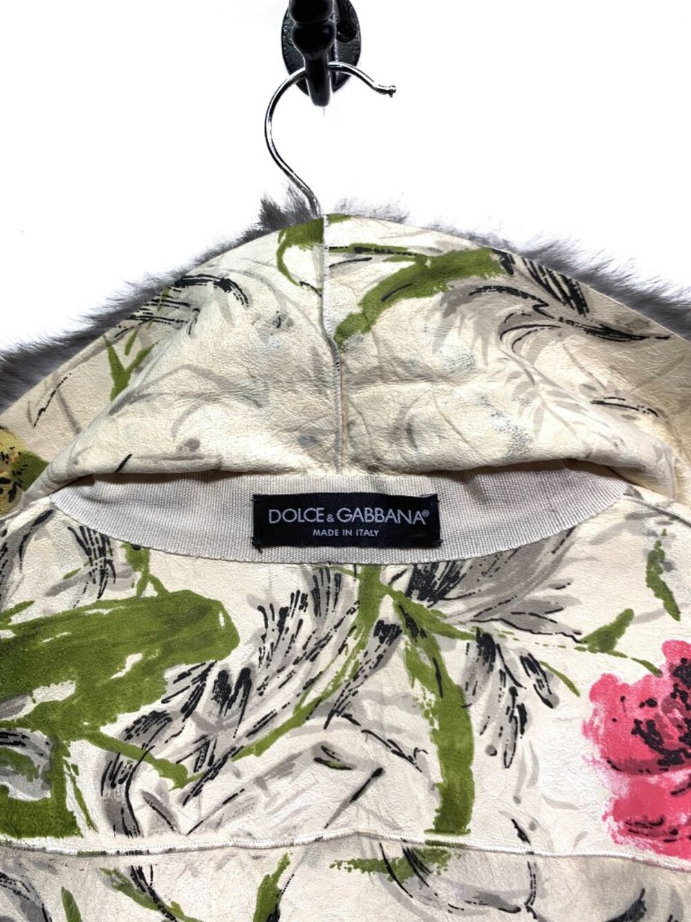 Dolce & Gabbana Rabbit Fur Reversible Coat with Floral Painting - Picture 6 of 9